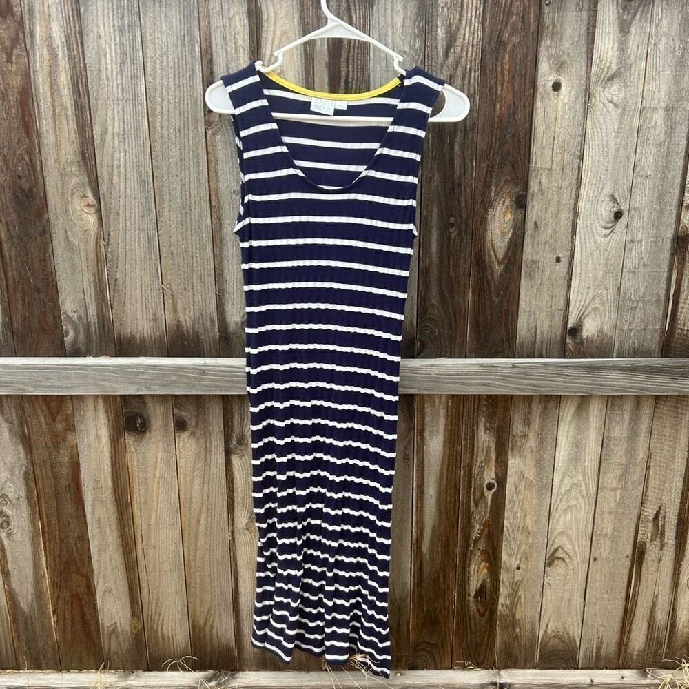 Beach Break dress sleeveless striped size small